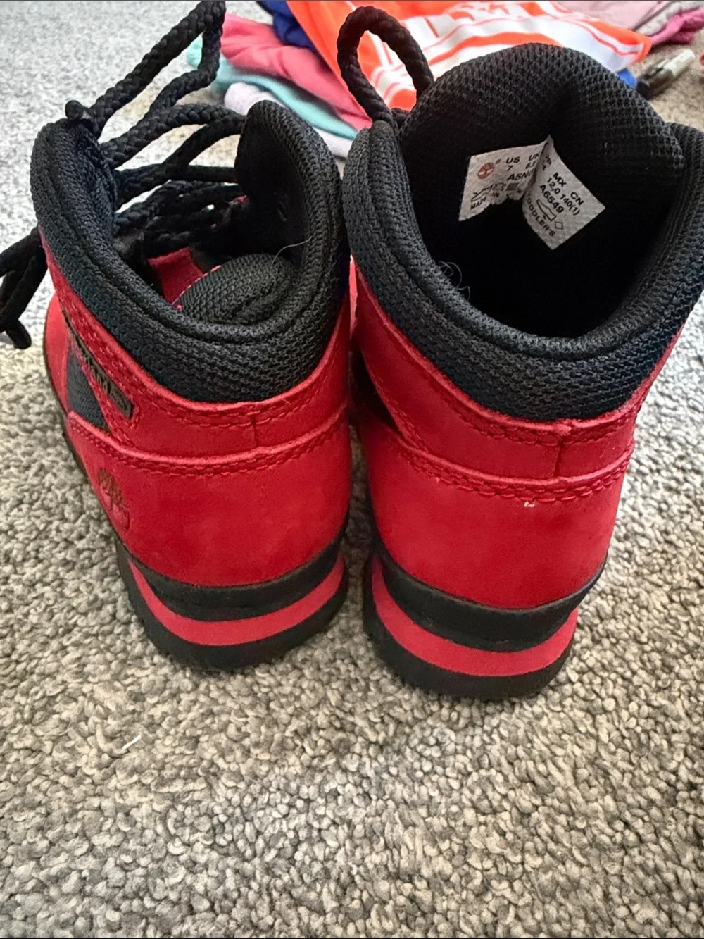 Timberland bold red